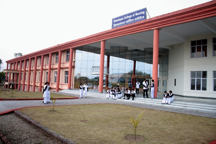 https://cache.careers360.mobi/media/colleges/social-media/media-gallery/13134/2021/1/2/Campus View of Himalayan College of Nursing Dehradun_Campus-View.jpg